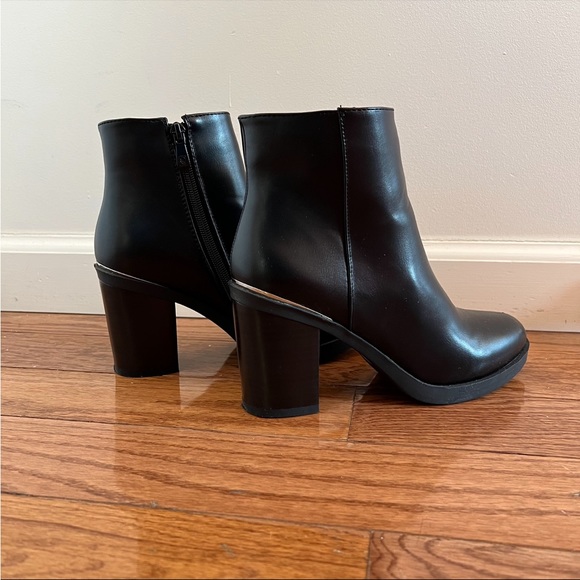ASOS/RAID black heeled ankle boots - Picture 5 of 14